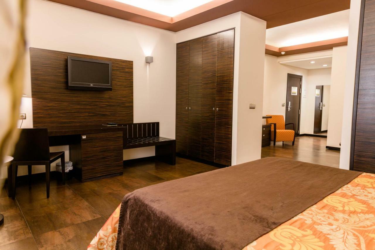 Hospedium Hotel Los Periquitos Фортуна Экстерьер фото